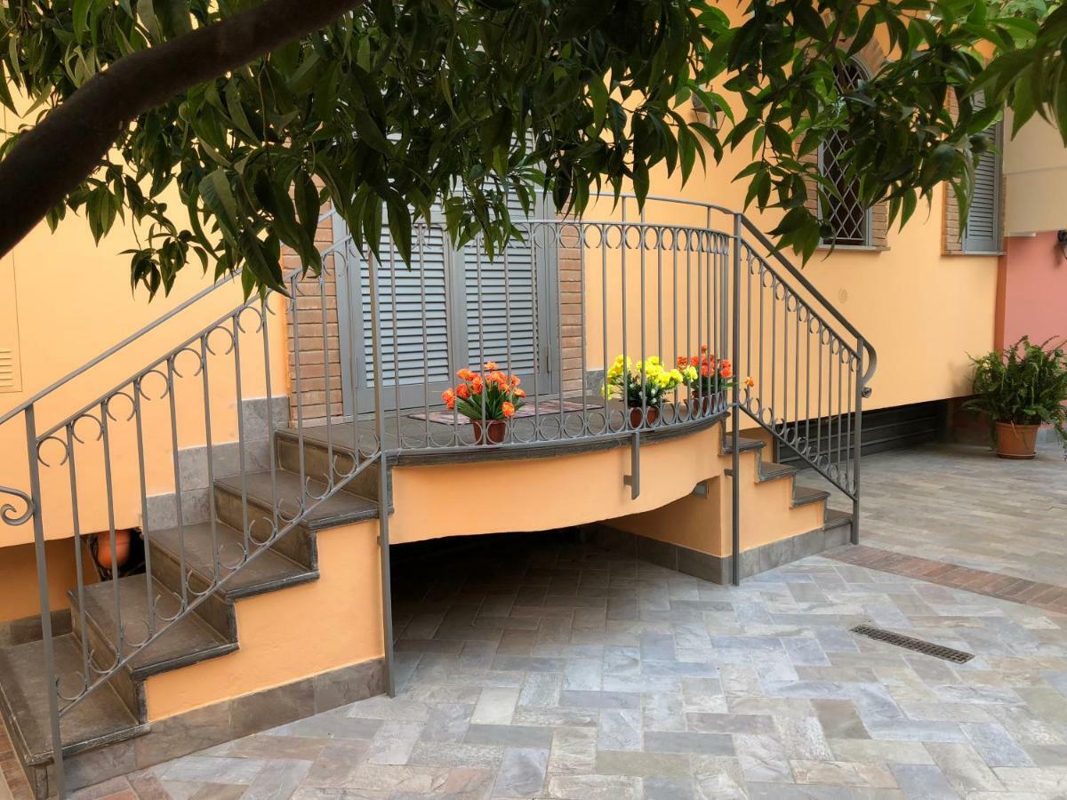 Happy House Vesuvio Βίλα San Giuseppe Vesuviano Εξωτερικό φωτογραφία